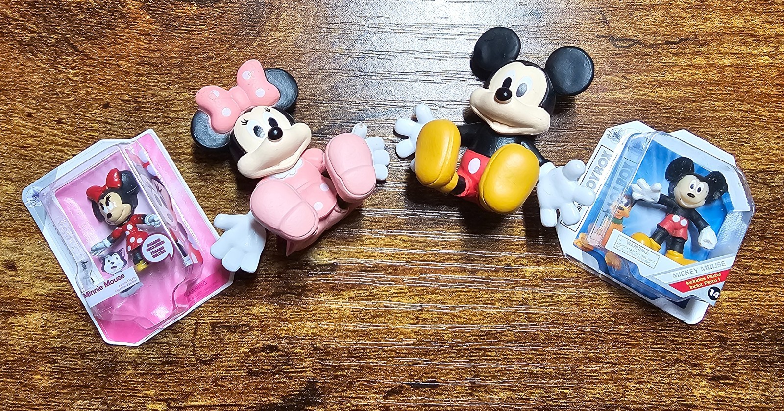 Mini Brands Zuru Disney SERIES 3 Mickey & Minnie Mouse New RARE