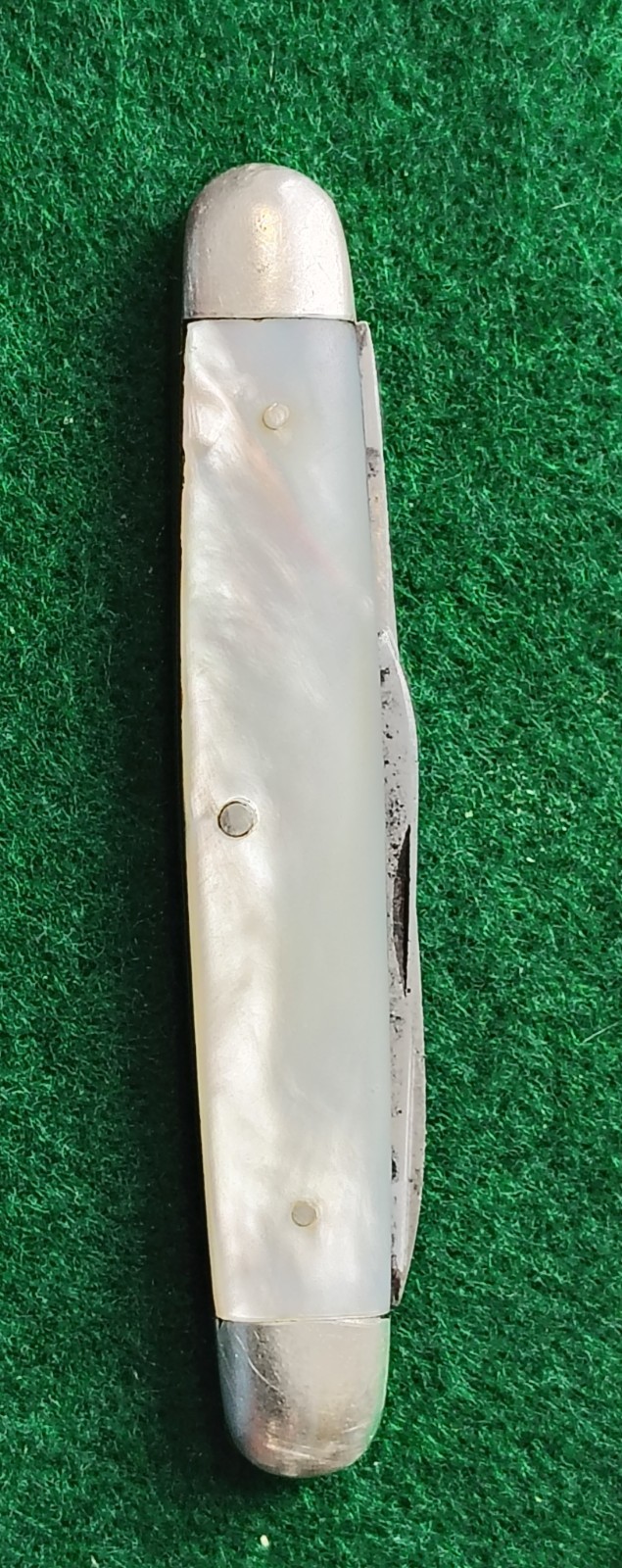 Antique Cattaraugus 2 Blade pocket knife, Beautiful MOP Scales, Great Snap.