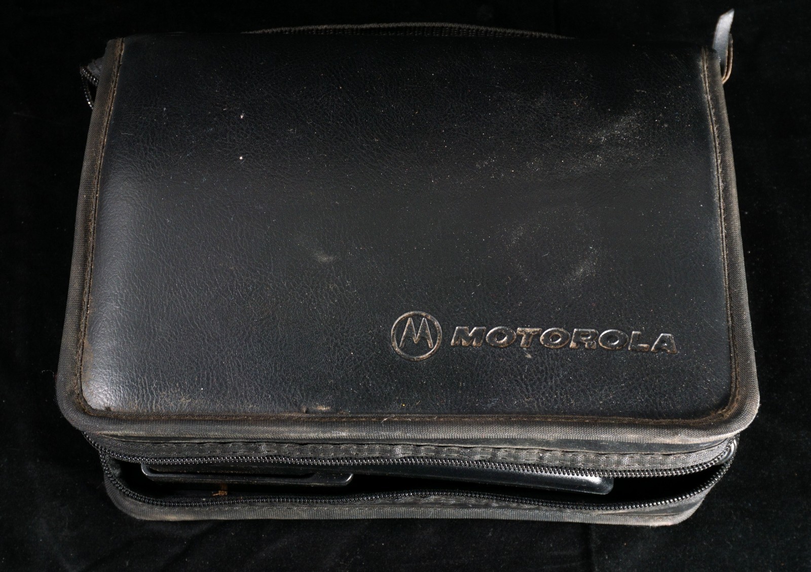 Vintage 90s Cellular Mobile Motorola Carphone and Attache Carrier (G5)