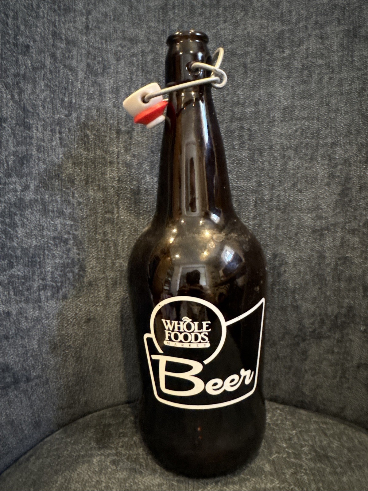 Whole Foods Market Amber Beer Bottle Swing Top Flip Cap 32oz Growler Logo Vtg