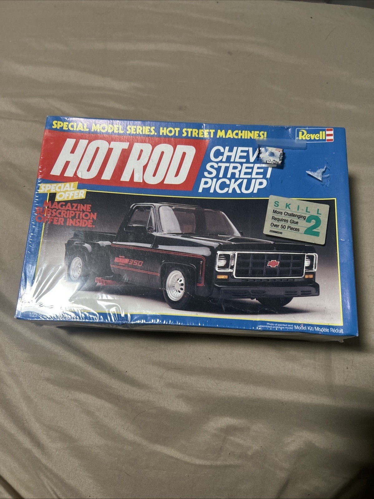 Revell Hot Rod Chevy Street Pickup 1/25 Scale Model Kit 7135 OPEN BOX