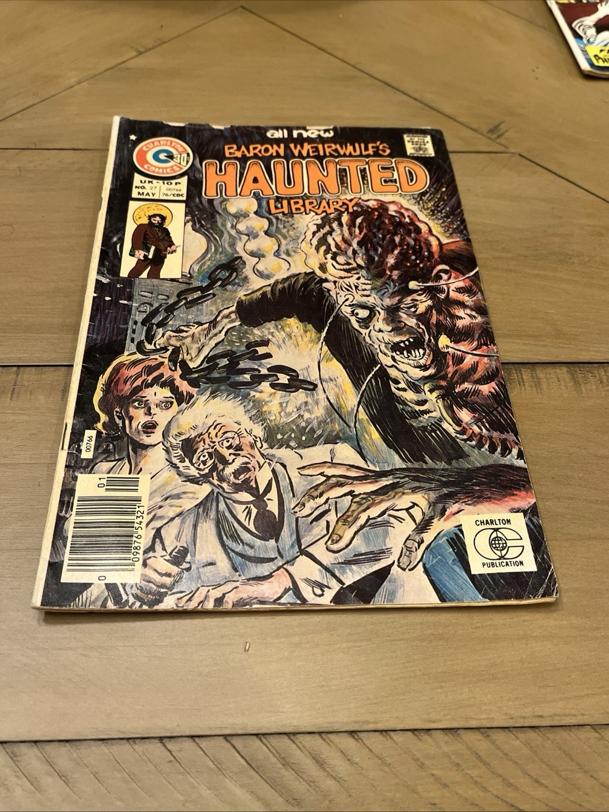 Charlton Baron Weirwulf’s HAUNTED LIBRARY #27 1976 Tom Sutton Art UK Variant Charlton Baron Weirwulf’s HAUNTED LIBRARY #27 1976 Tom Sutton Art UK Variant