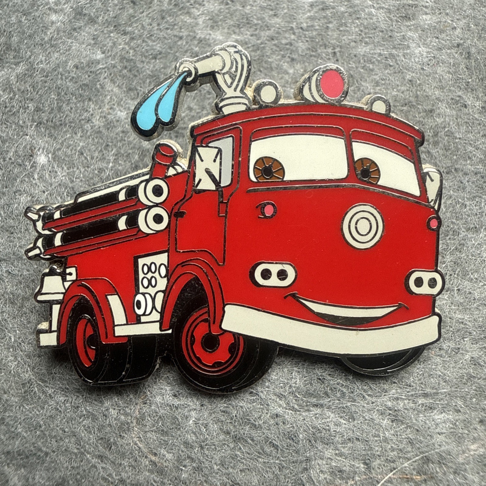 RED THE FIRE ENGINE 2012 Disney Pixar Cars Squirting Hose Firetruck Pin