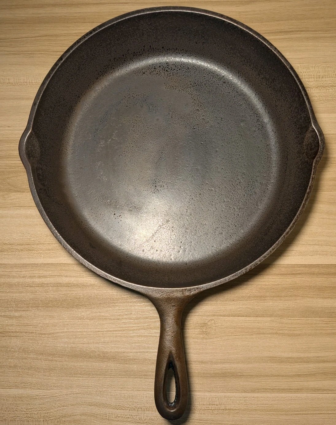 Vintage Lodge 3 Notch Cast Iron Skillet No 9 SK D Markings 11 Inch Made in USA