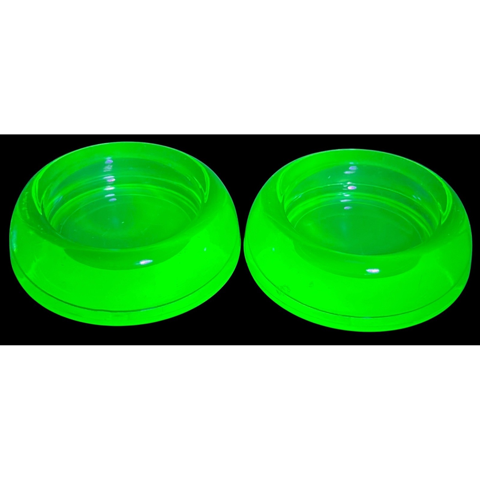 Vintage Green Uranium Glass Salt Cellars Set of 2 Hazel Atlas UV Glow Tiffin Vintage Green Uranium Glass Salt Cellars Set of 2 Hazel Atlas UV Glow Tiffin