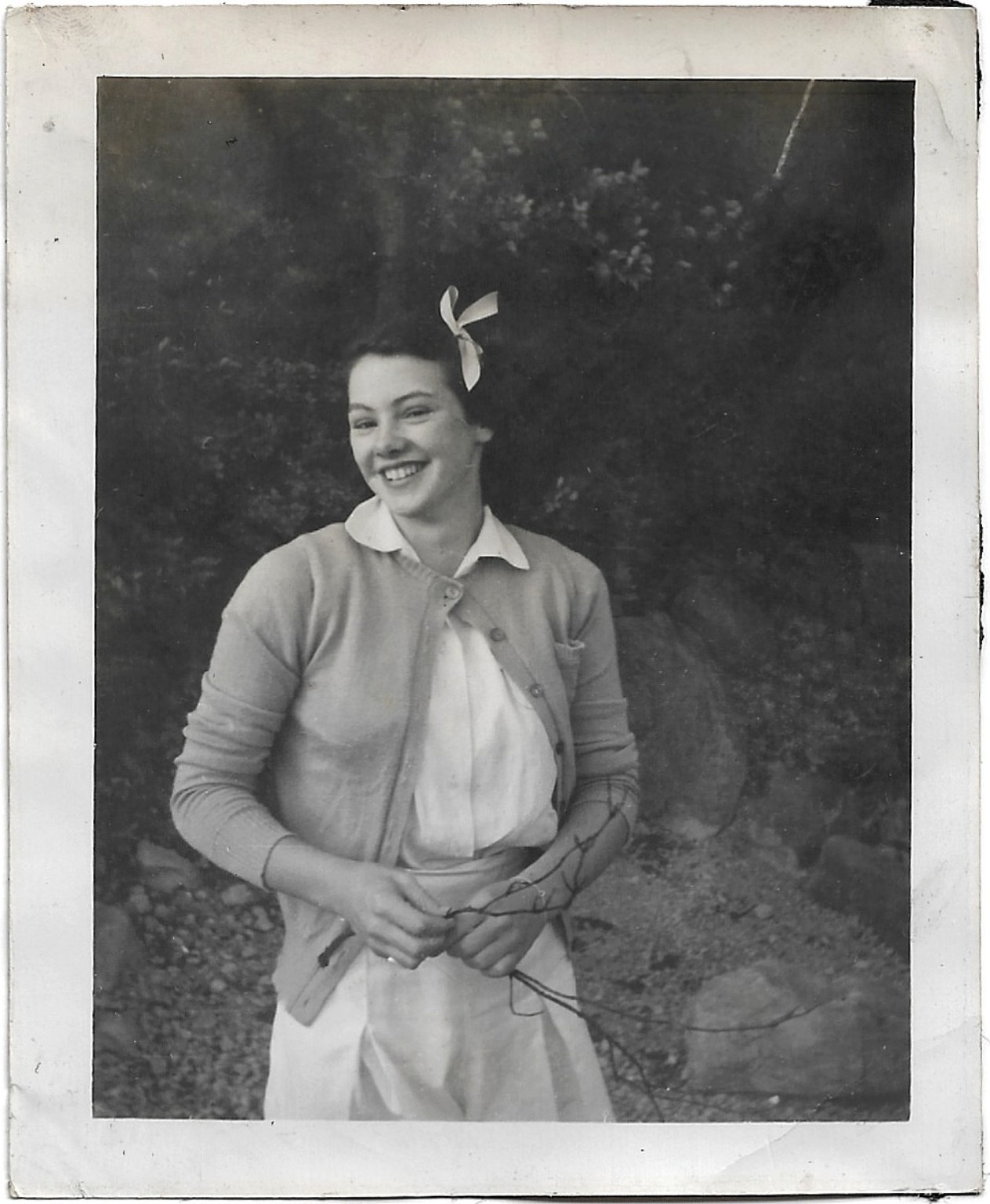 Vintage 1940s Old Photo of Beautiful American Sweater Girl Pretty Woman Smiling Vintage 1940s Old Photo of Beautiful American Sweater Girl Pretty Woman Smiling