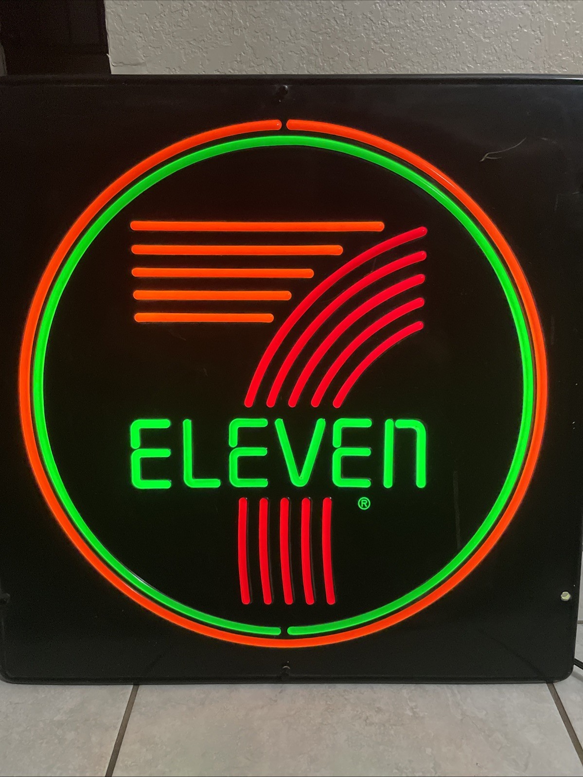Vtg Official 7 Eleven Southland Corp Advertising Light Up Wall Sign Read