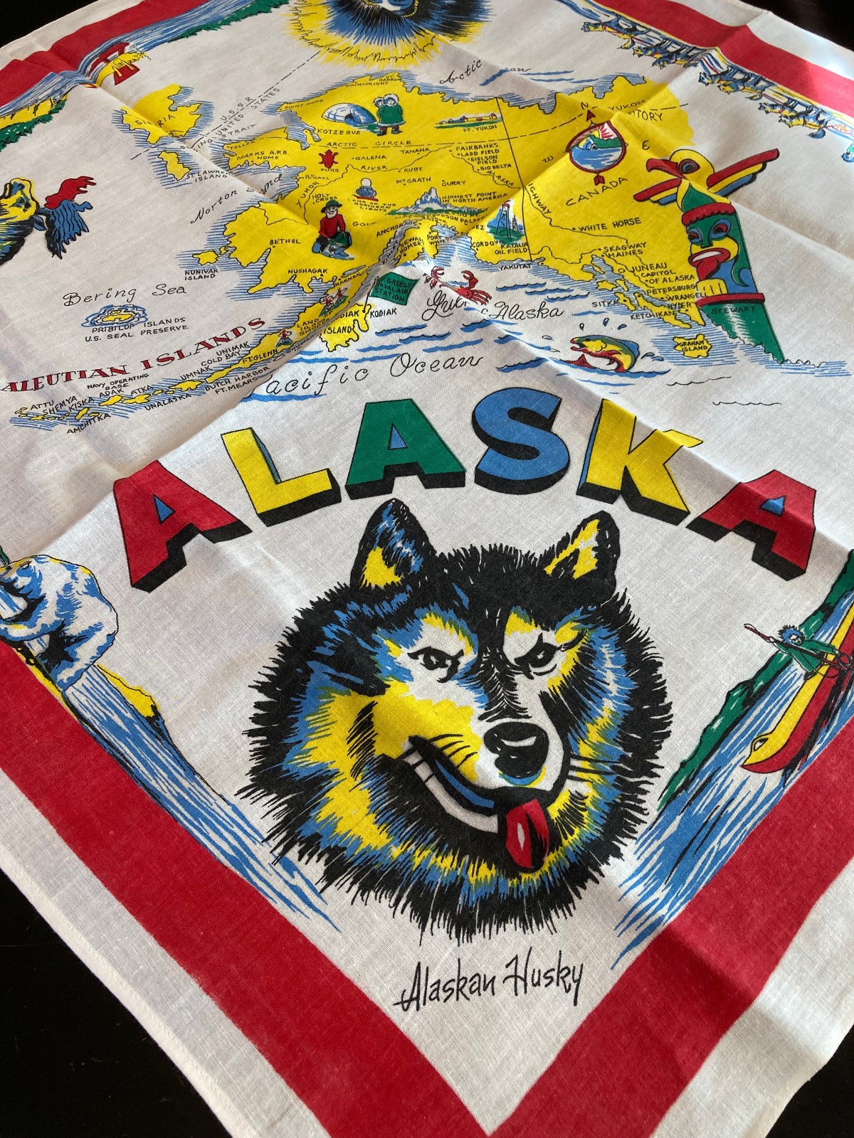 VINTAGE MCM ALASKA STATE SOUVENIE TABLECLOTH, MAP, HUSKIES, POINT OF INTEREST VINTAGE MCM ALASKA STATE SOUVENIE TABLECLOTH, MAP, HUSKIES, POINT OF INTEREST