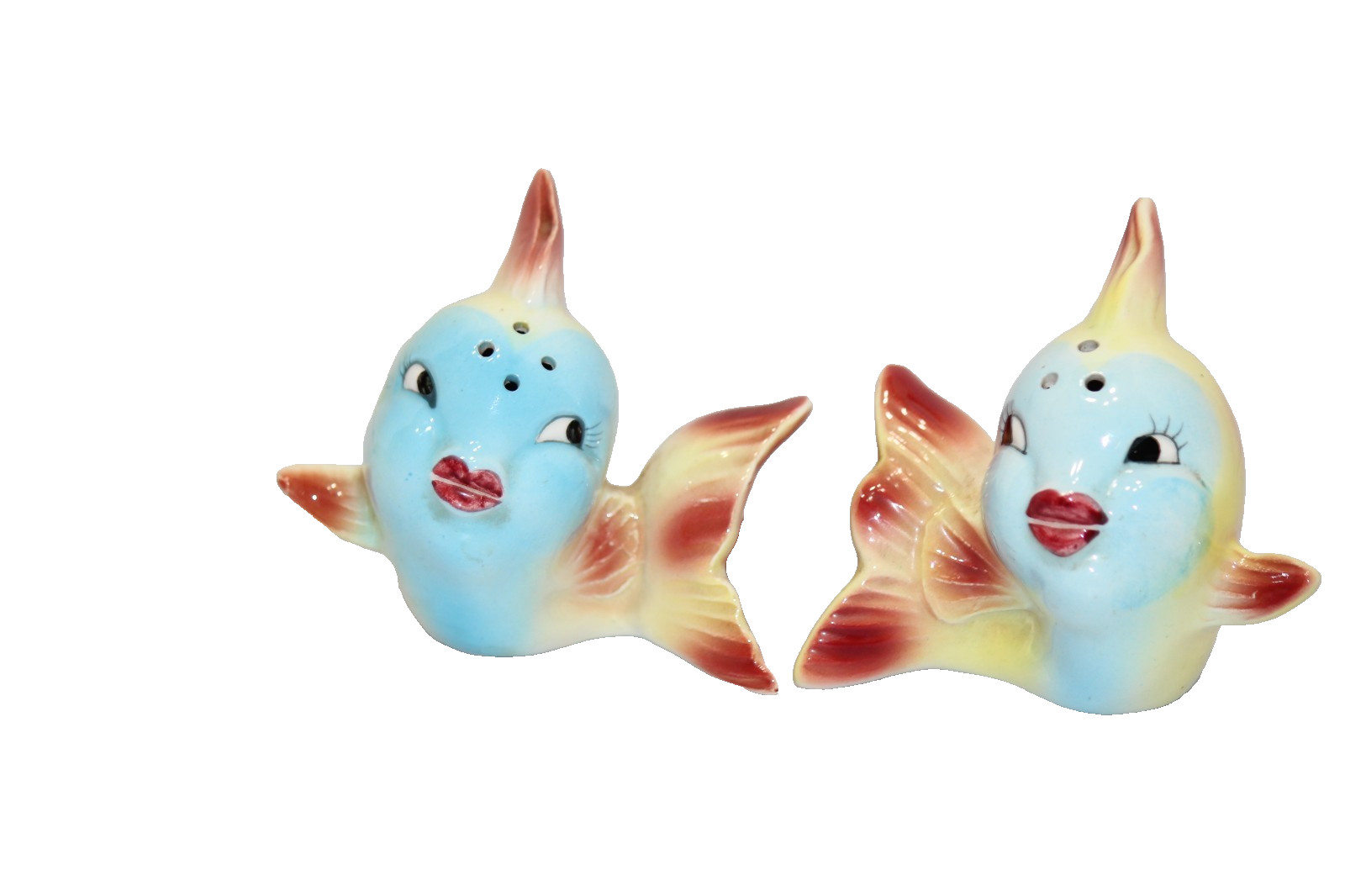 Vintage Mid Century Anthropomorphic Kissing Fish Salt & Pepper Shakers Japan