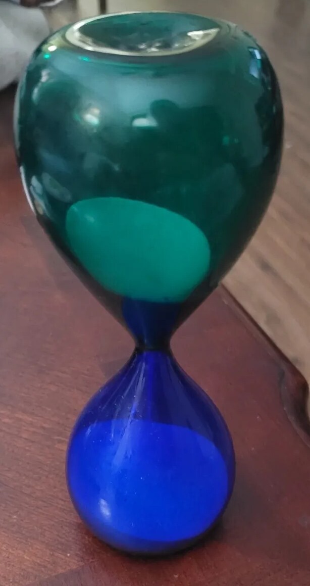 Venini Hourglass - 1957 Mid Century Hand-blown in Italy - Signed Venini Hourglass - 1957 Mid Century Hand-blown in Italy - Signed