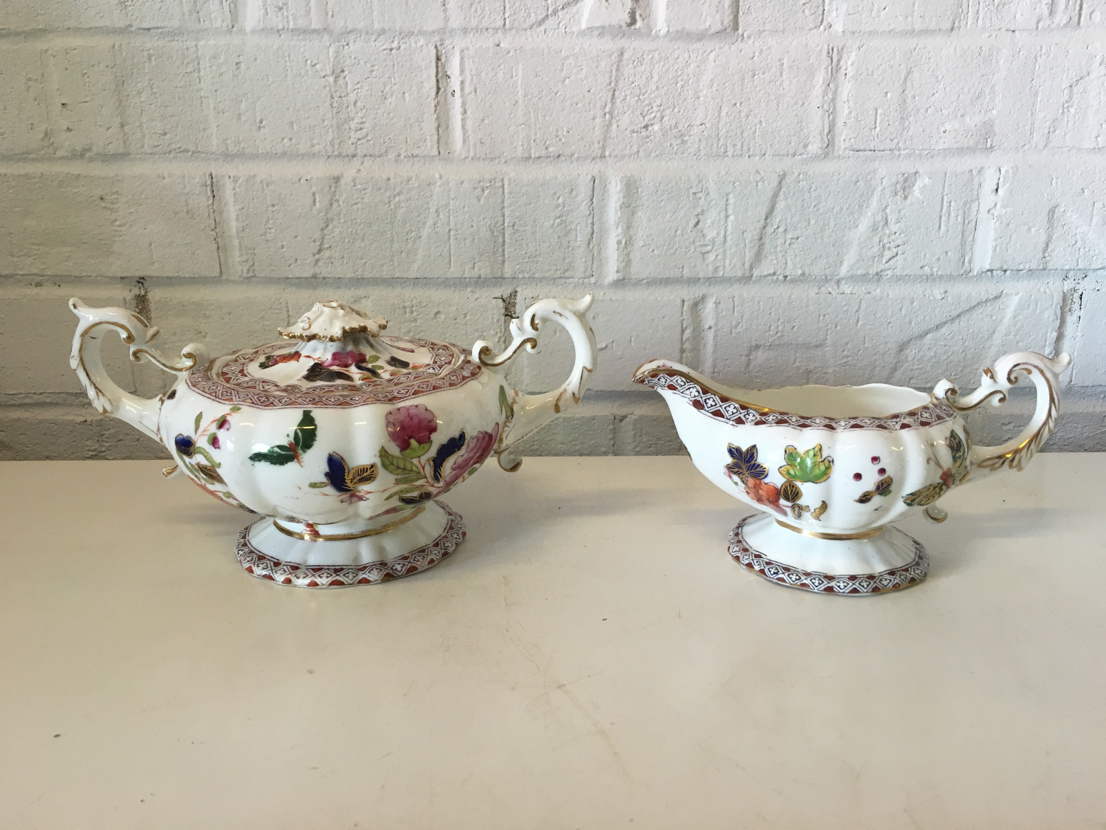 Antique English Ceramic Gravy Boat & Lidded Dish w/ Imari Style Decoration