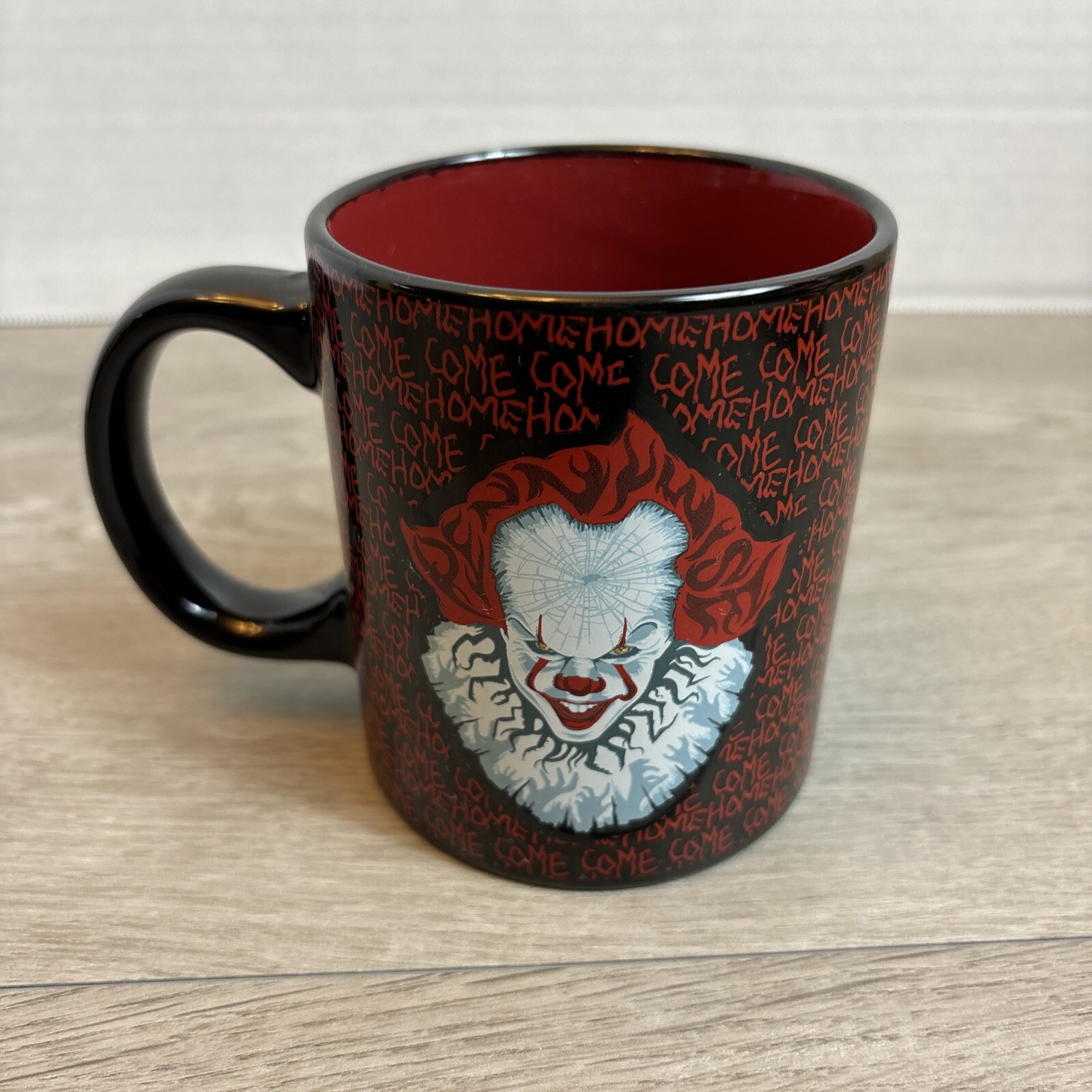 Pennywise RED & BLACK Authentic STEPHEN KING IT 10oz Cup Mug \