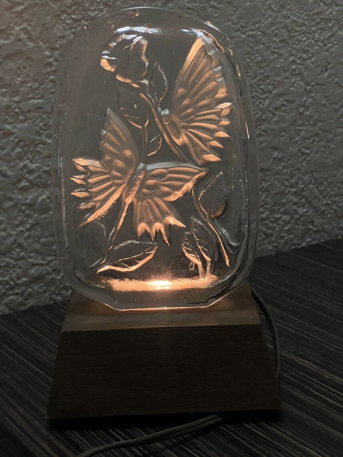 L. E. Smith Crystal Butterfly Lamp Vintage 