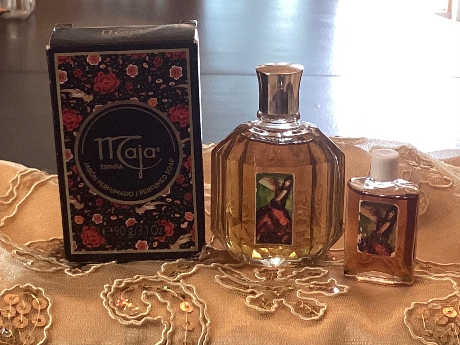 Vintage Maja Myrurgia perfume and soap. Vintage Maja Myrurgia perfume and soap.