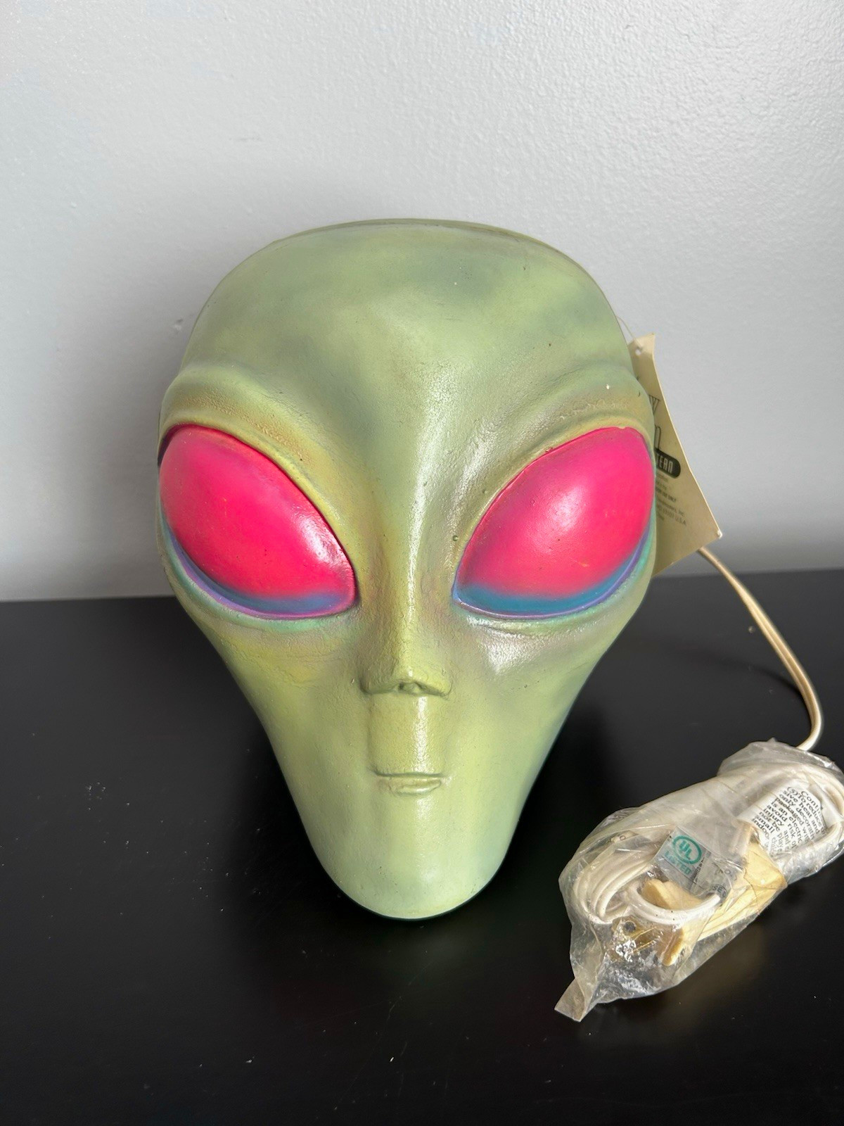 VINTAGE 1995 Trendmasters Hallow Scream Alien Pumpkin Light Up Foam Prop NEW tag