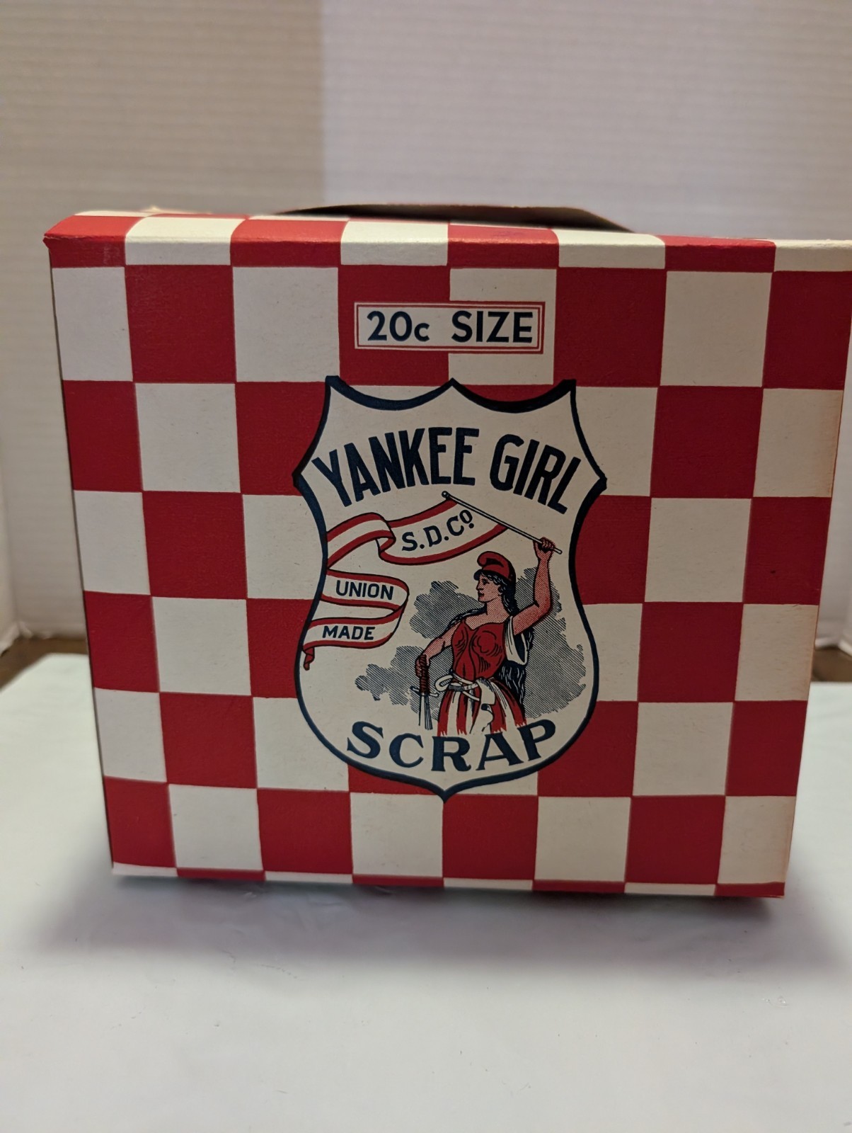 NOS ANTIQUE YANKEE GIRL SCRAP TOBACCO BOX  20c PACKAGES VTG