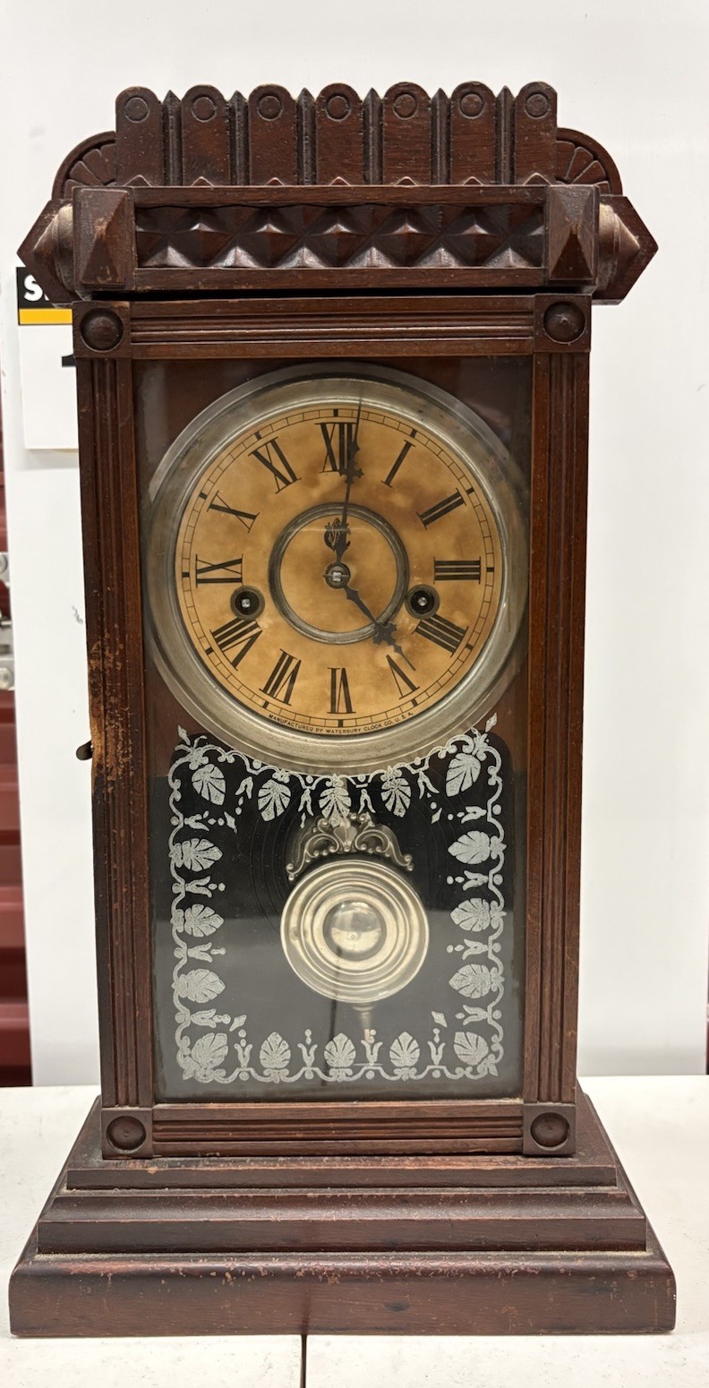 Antique Waterbury Clock Co. “Newtown” One-Day Strike Mantel Clock – Working 