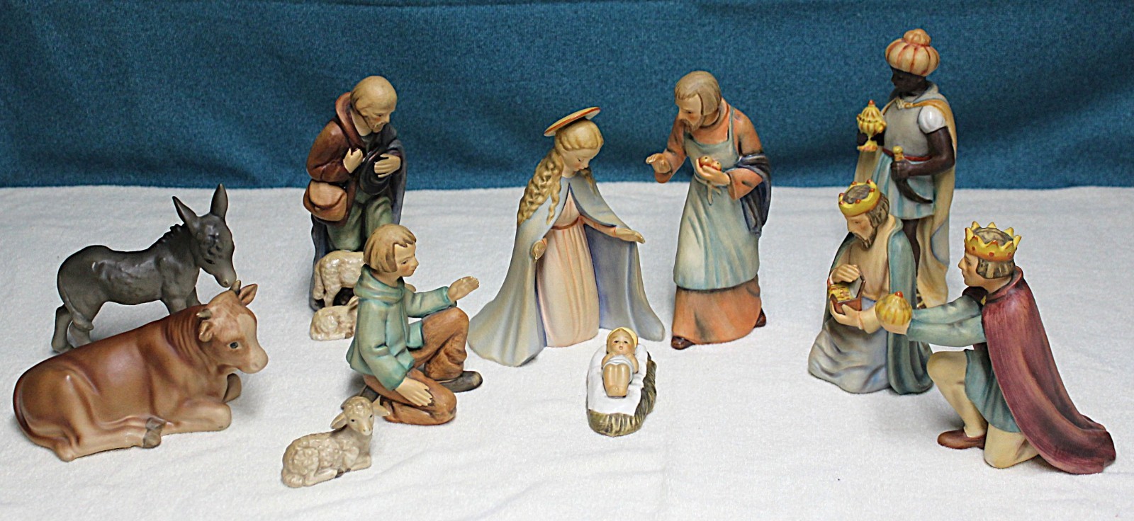 1951 Goebel Hummel W Germany 11-Piece Large Nativity Figurine Set  #214