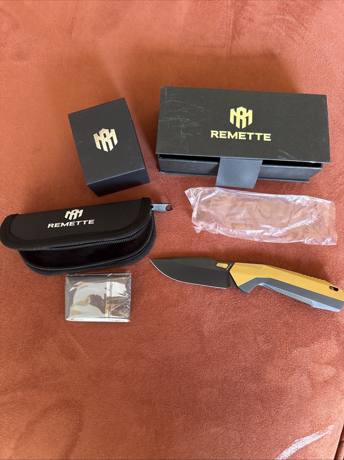 Remette RT-WK1-G Gold And black 3.5” DLC - Integral Stunner Remette RT-WK1-G Gold And black 3.5” DLC - Integral Stunner