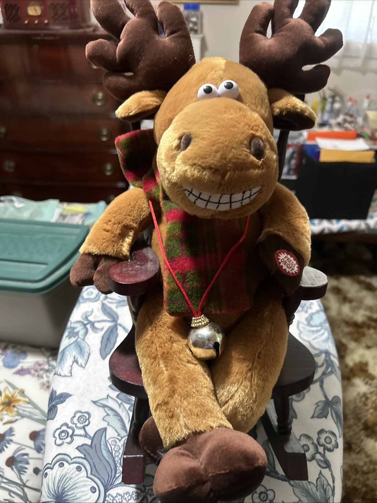 Singing Reindeer In A Rocker “Grandma Got Ran Over By A Reindeer” Singing Reindeer In A Rocker “Grandma Got Ran Over By A Reindeer”