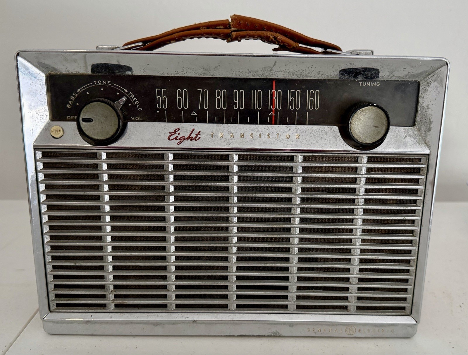 Vintage 1950s/60s General Electric 8-Transistor Portable Radio - Tested/Working