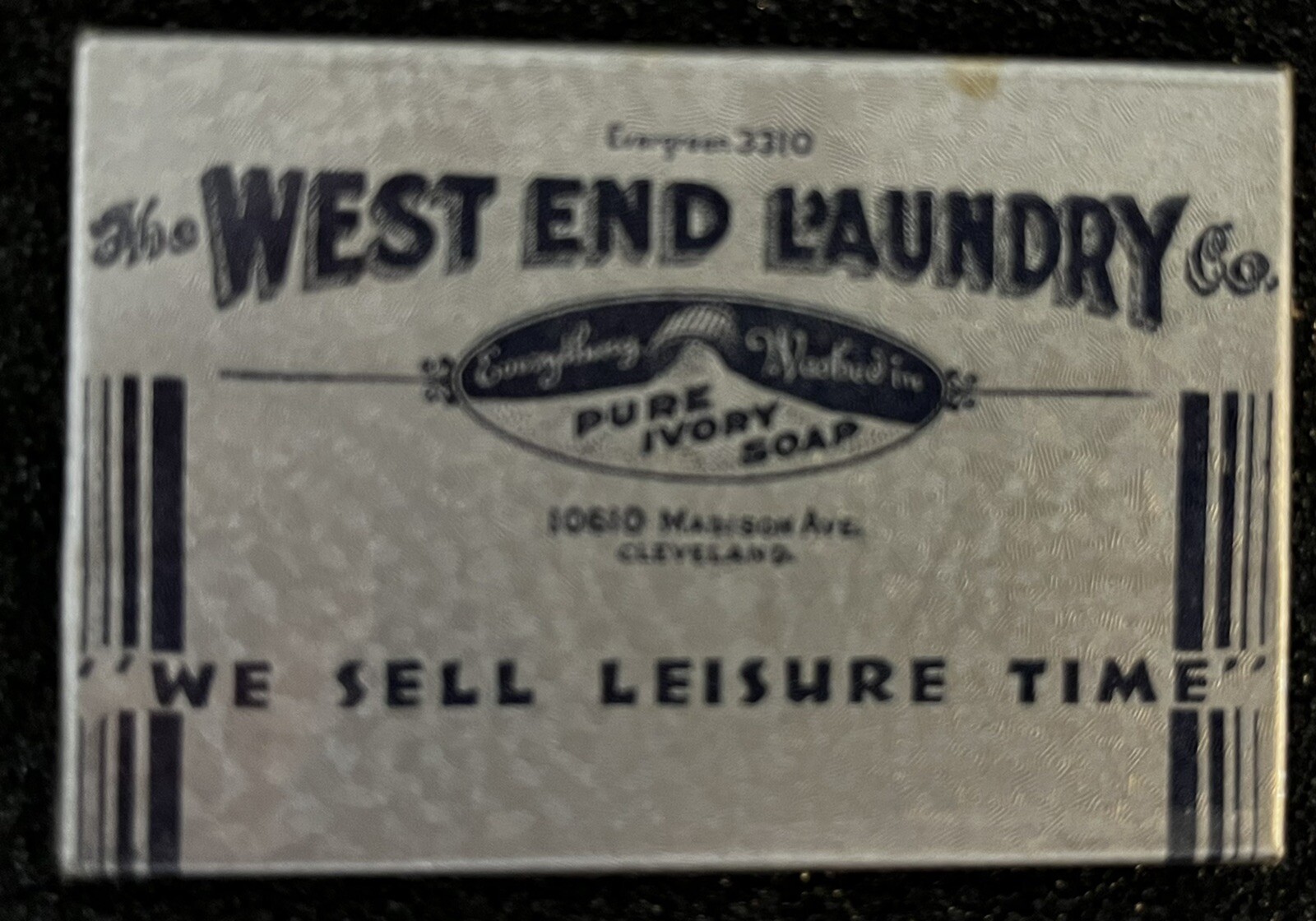 VINTAGE West End Laundry ADVERTISING POCKET MIRROR CLEVELAND Ohio VINTAGE West End Laundry ADVERTISING POCKET MIRROR CLEVELAND Ohio