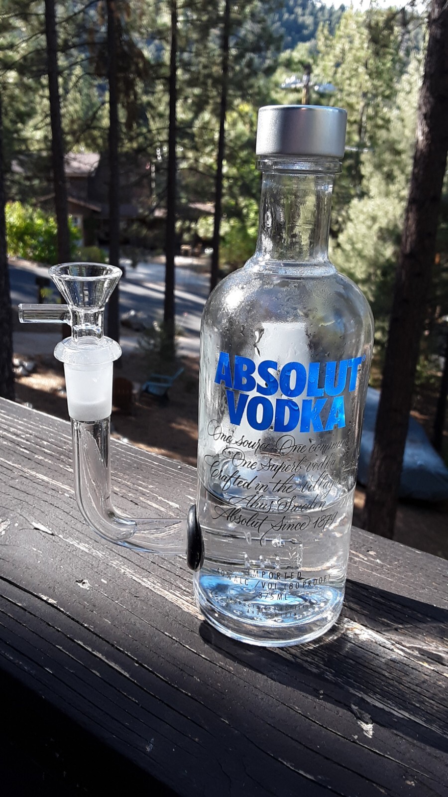 BONG CLOSE OUT SALE Absolut \