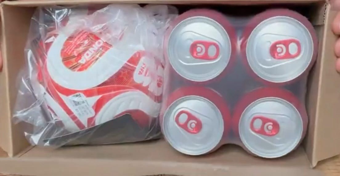 Kit Coca Cola FIFA 2026 World Cup (balón Mini /4 Latas Coca) Trionda Kit Coca Cola FIFA 2026 World Cup (balón Mini /4 Latas Coca) Trionda