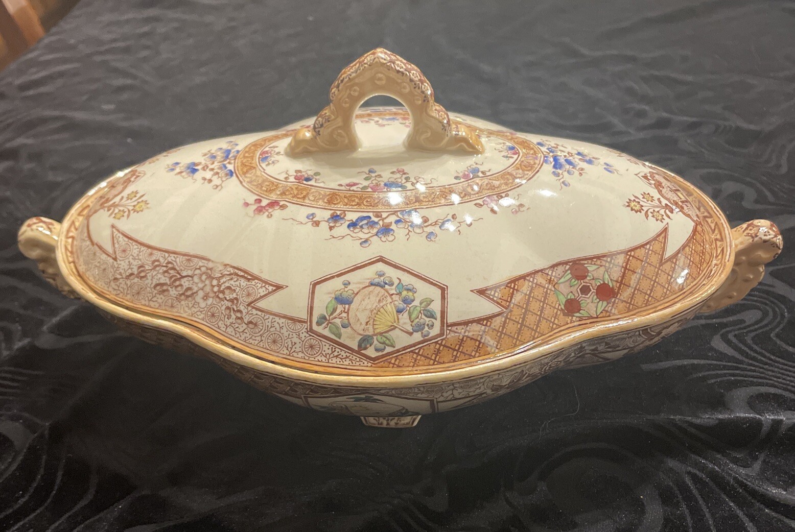 Vintage Thomas Furnival Transferware Mikado Covered Tureen Circa 1840 Vintage Thomas Furnival Transferware Mikado Covered Tureen Circa 1840