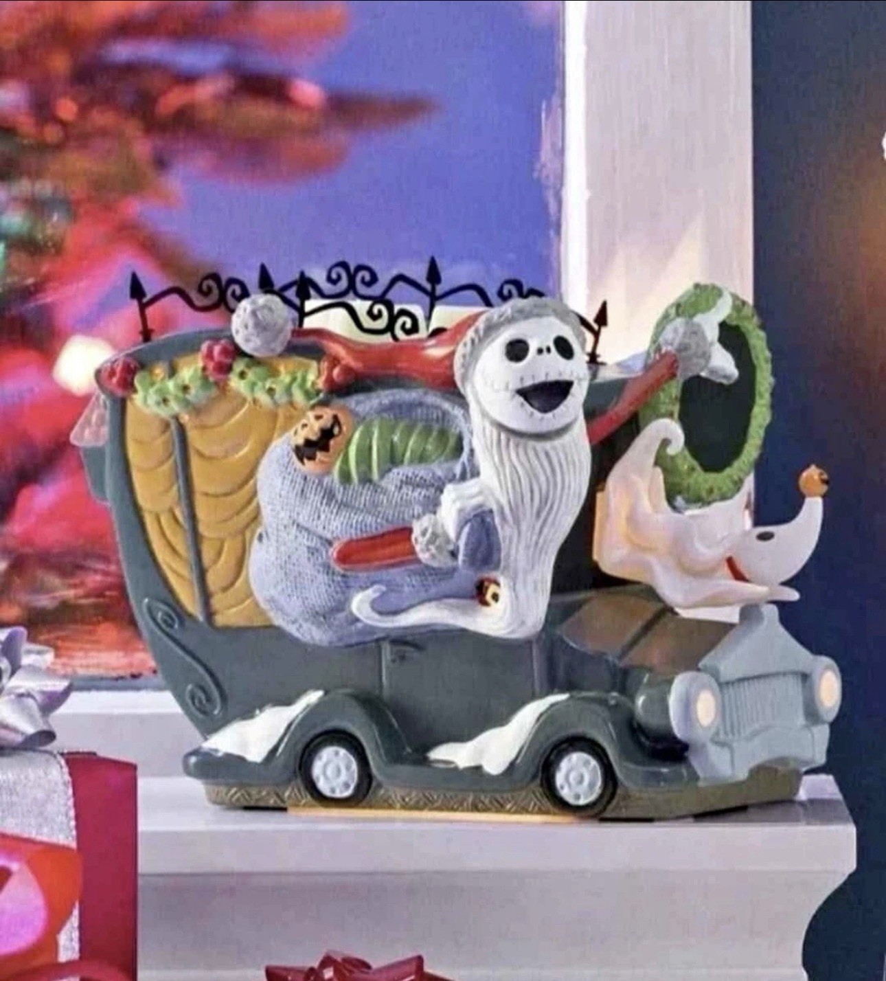 Scentsy Disney Nightmare Before Christmas Santa Jack Skellington & Sally Warmer