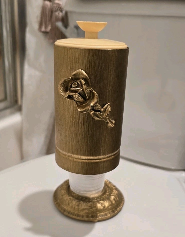 Vintage Gold Filigree Ormolu Dixie cup Holder MCM Hollywood Regency Vintage Gold Filigree Ormolu Dixie cup Holder MCM Hollywood Regency