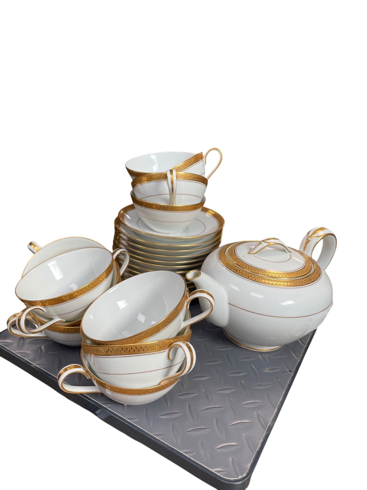 Noritake VTG China Goldridge 24 K Gold Rimmed Porcelain Tea Set of 12 SKU 9322