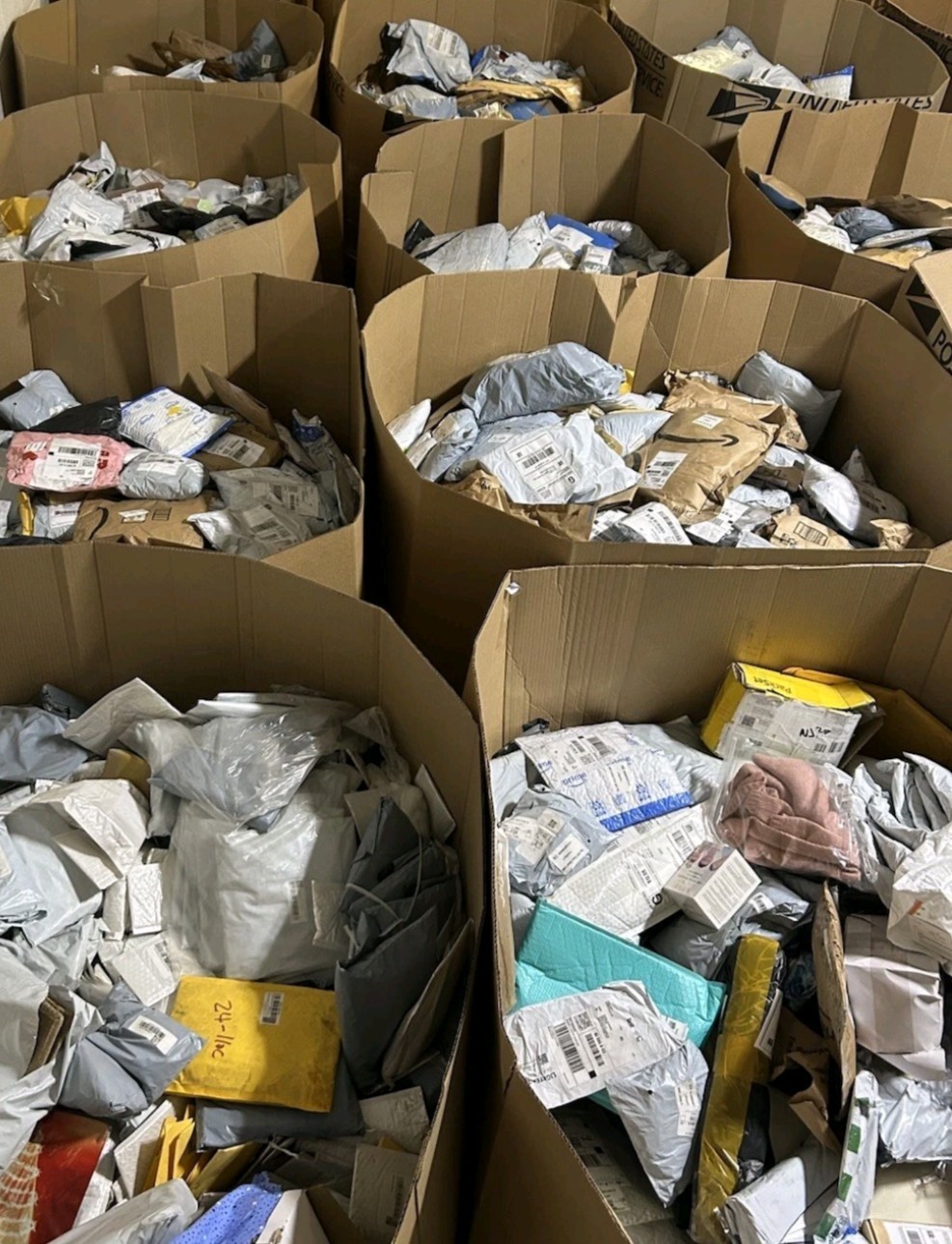Walmart Amazon Tiktok Ebay Overstock Box – Random Mystery Mixed Lots Upto 3 Item
