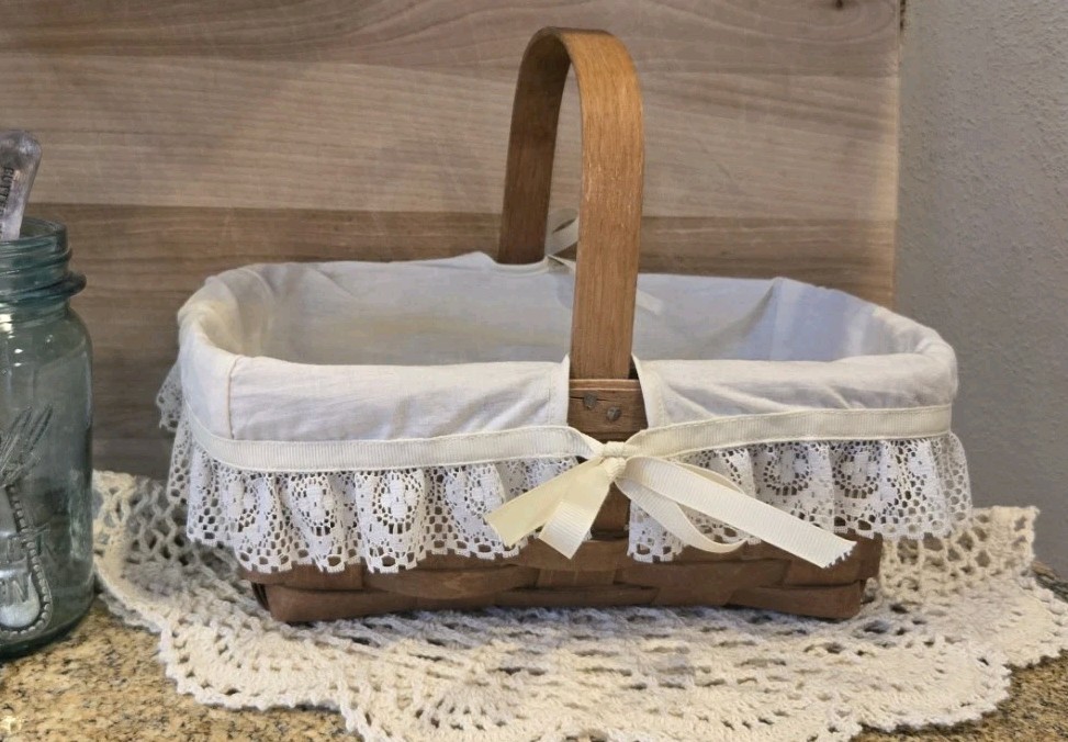 Longaberger Basket 10 1/2 Longaberger Basket 10 1/2