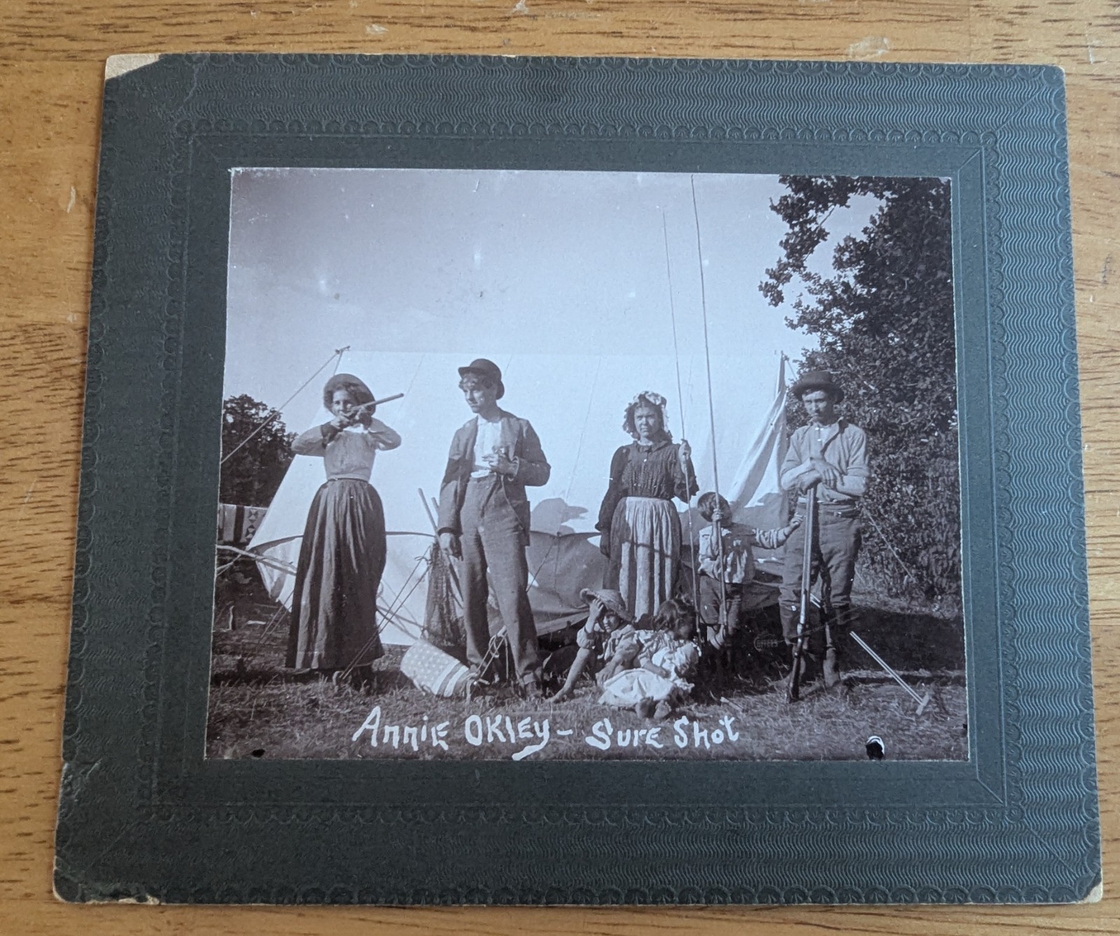 ANTIQUE 1880s Annie Oakley and Frank Butler Original Candid Family Camp Photo 22