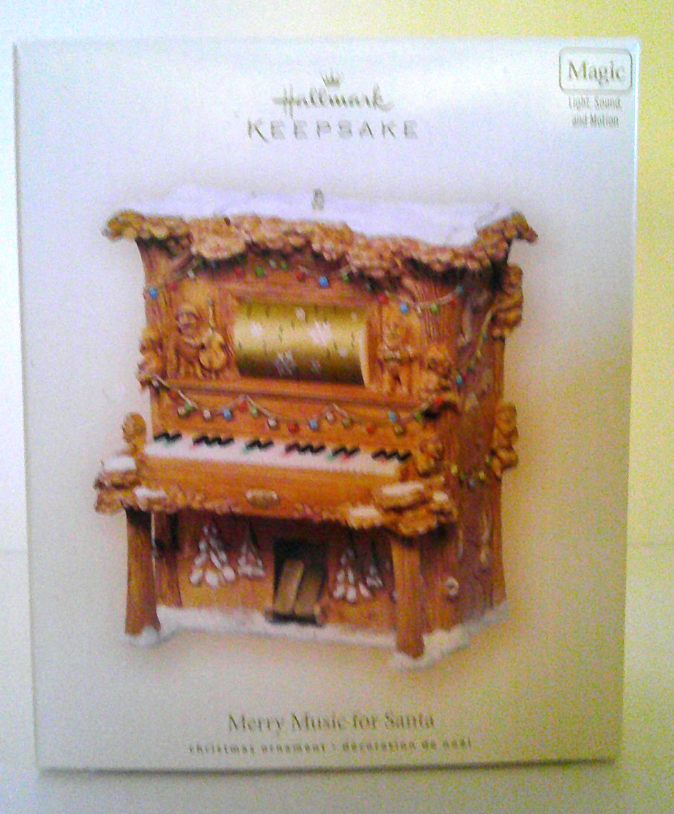 HALLMARK Keepsake - MERRY MUSIC FOR SANTA - 2007 - Light, Sound & Motion - NEW HALLMARK Keepsake - MERRY MUSIC FOR SANTA - 2007 - Light, Sound & Motion - NEW