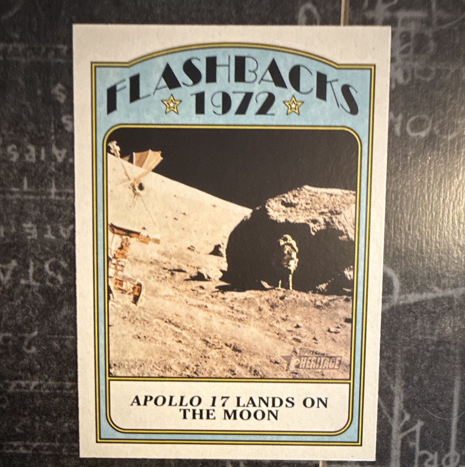 Topps Flashbacks 1972 Apollo 17 Lands on the Moon. 2021 Topps Heritage