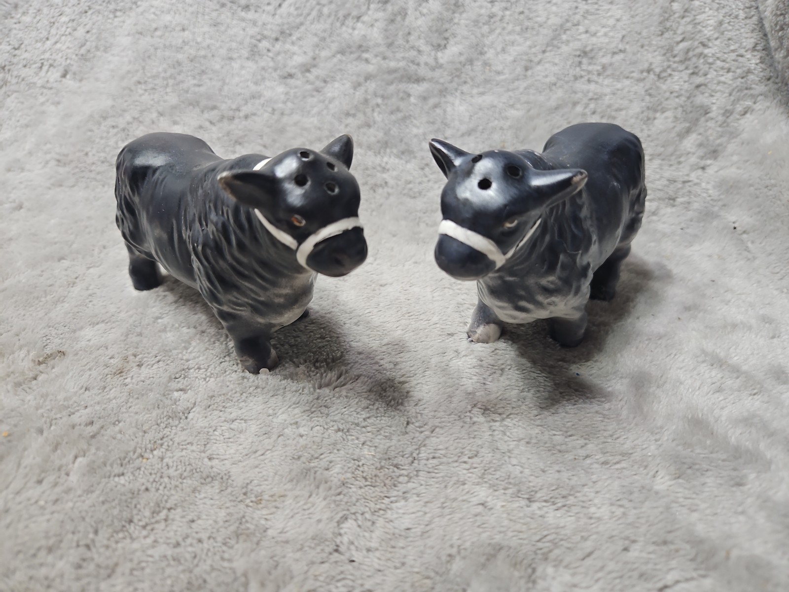 Victoria Ceramics Japan Salt & Pepper Shakers Black Angus Cattle Vintage Cows Victoria Ceramics Japan Salt & Pepper Shakers Black Angus Cattle Vintage Cows