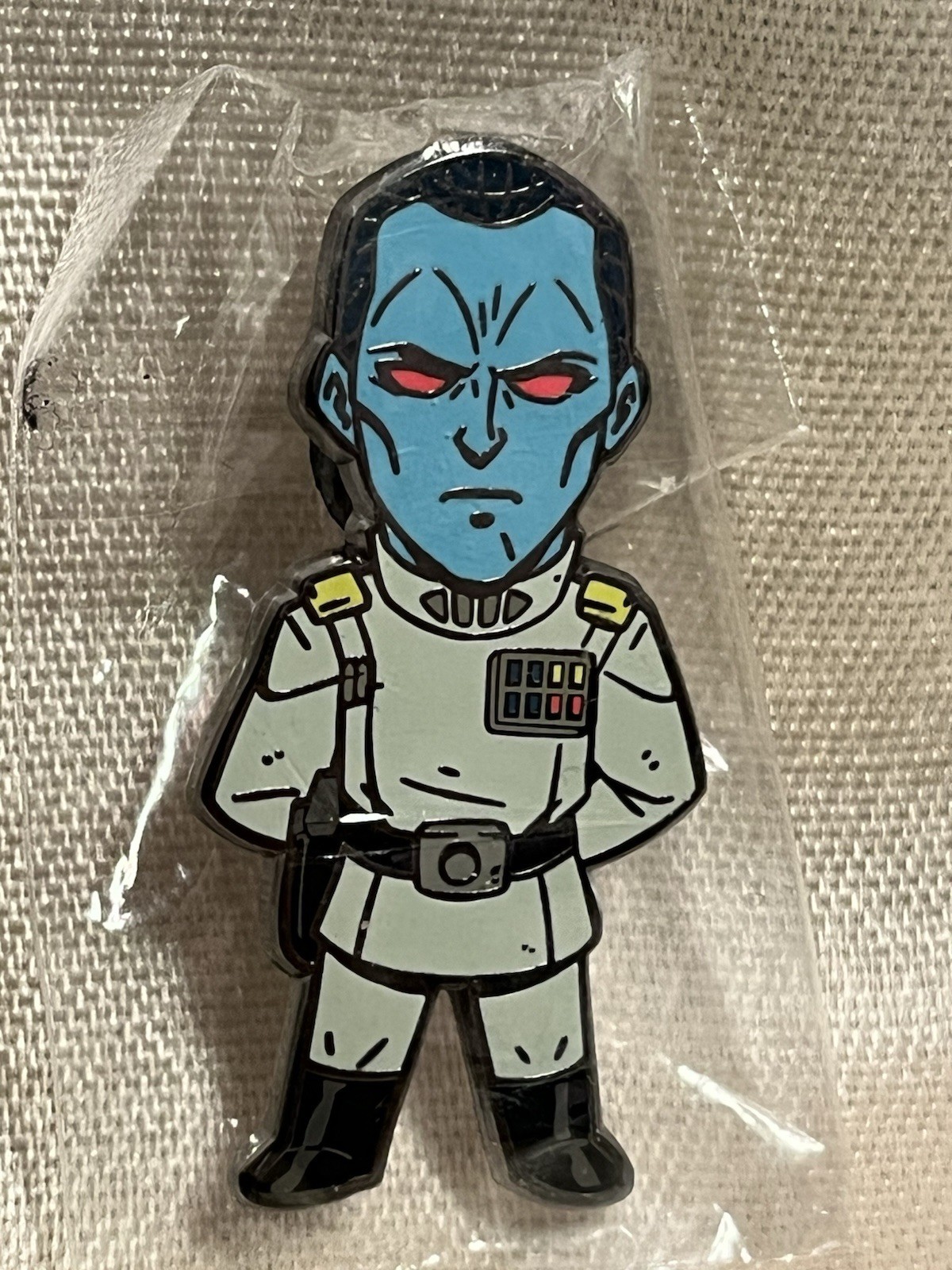 Grand Admiral Thrawn Star Wars Celebration VIII 2017 RARE Exclusive PIN New