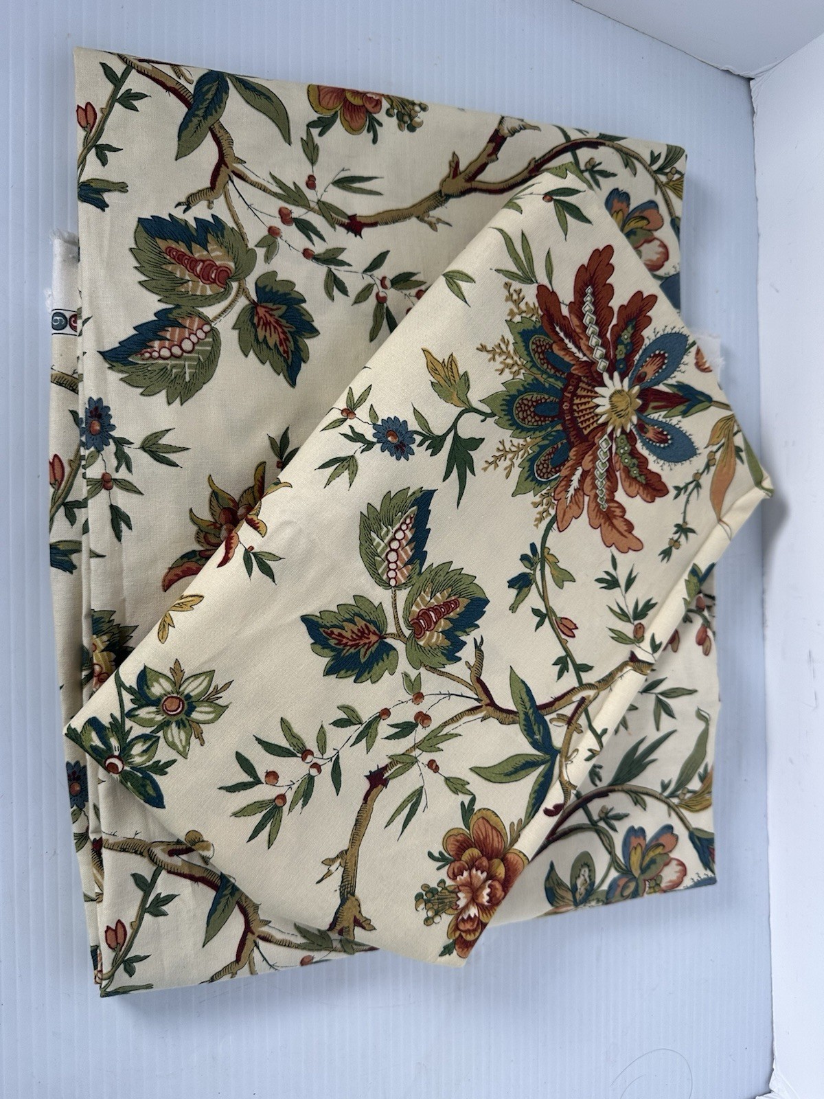 Vtg Waverly Felicite Floral Jacobean Fabric 2 Pieces 4 Yards Total Cotton Floral