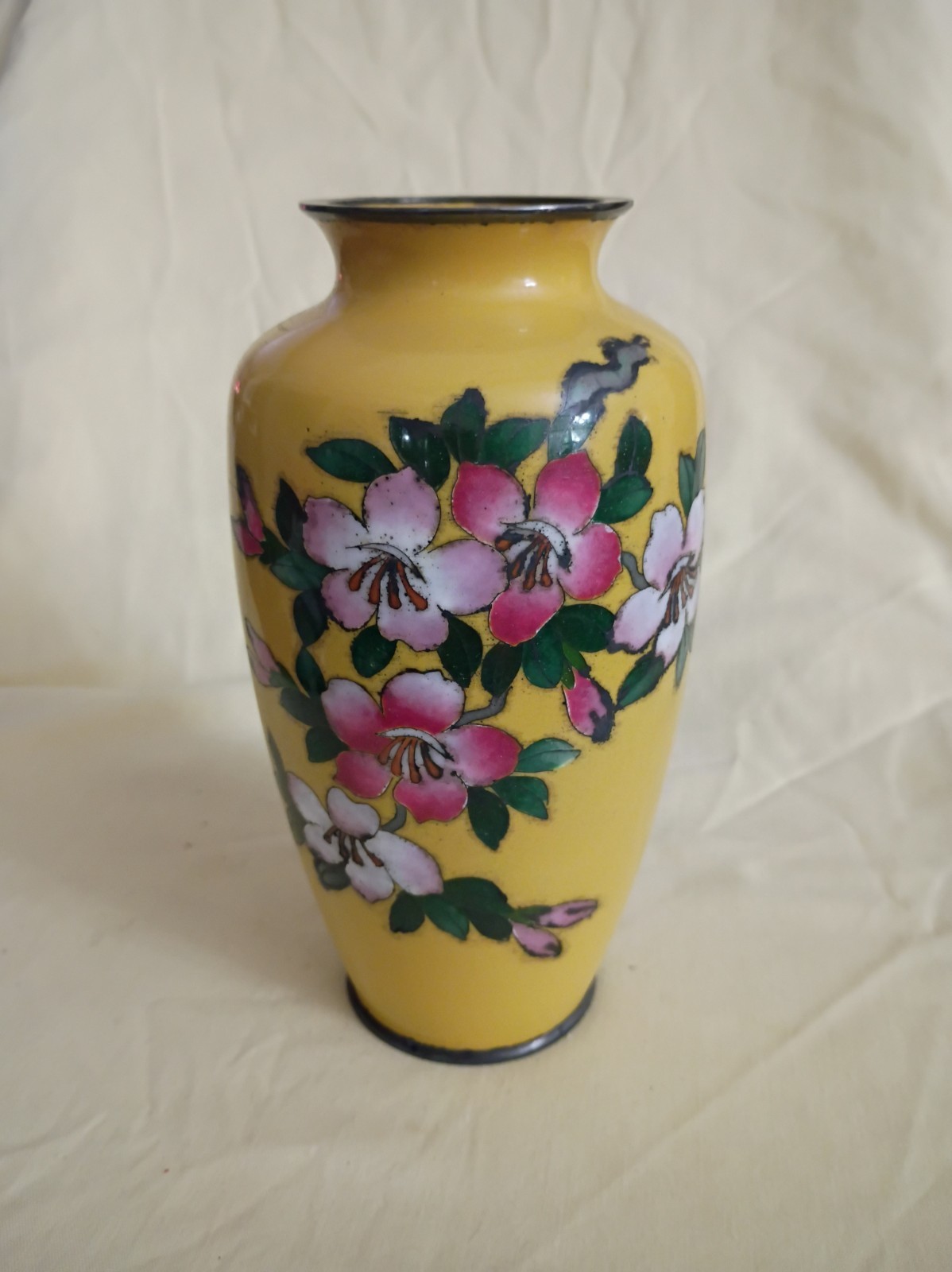 Vtg Japanese Cloisonne Vase Camellia Flowers Yellow 7 Vtg Japanese Cloisonne Vase Camellia Flowers Yellow 7