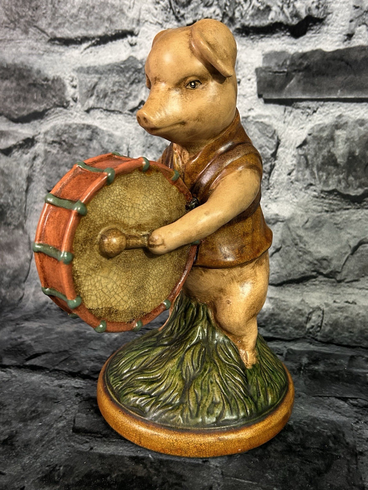 Vintage 10” Marching Drum Pig Statue Vintage 10” Marching Drum Pig Statue