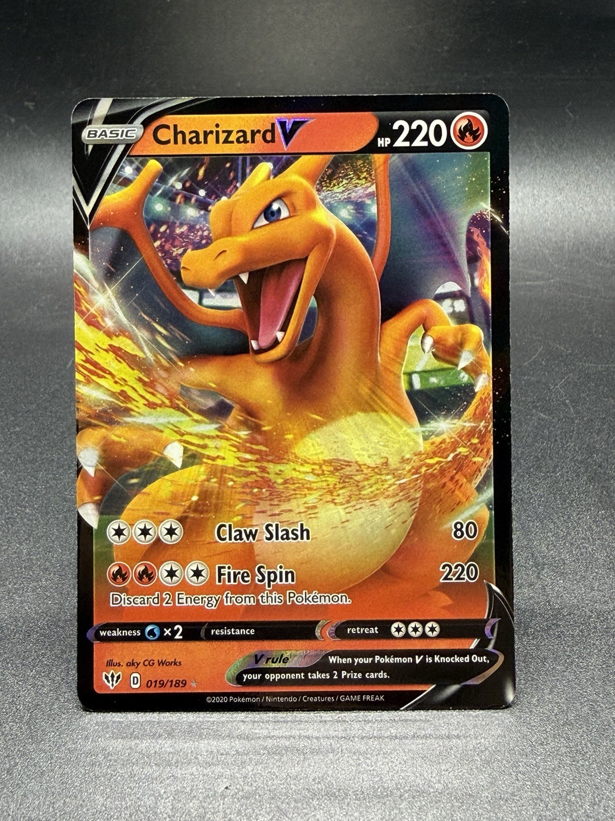 Charizard V 019/189 Darkness Ablaze Ultra Rare Holo English