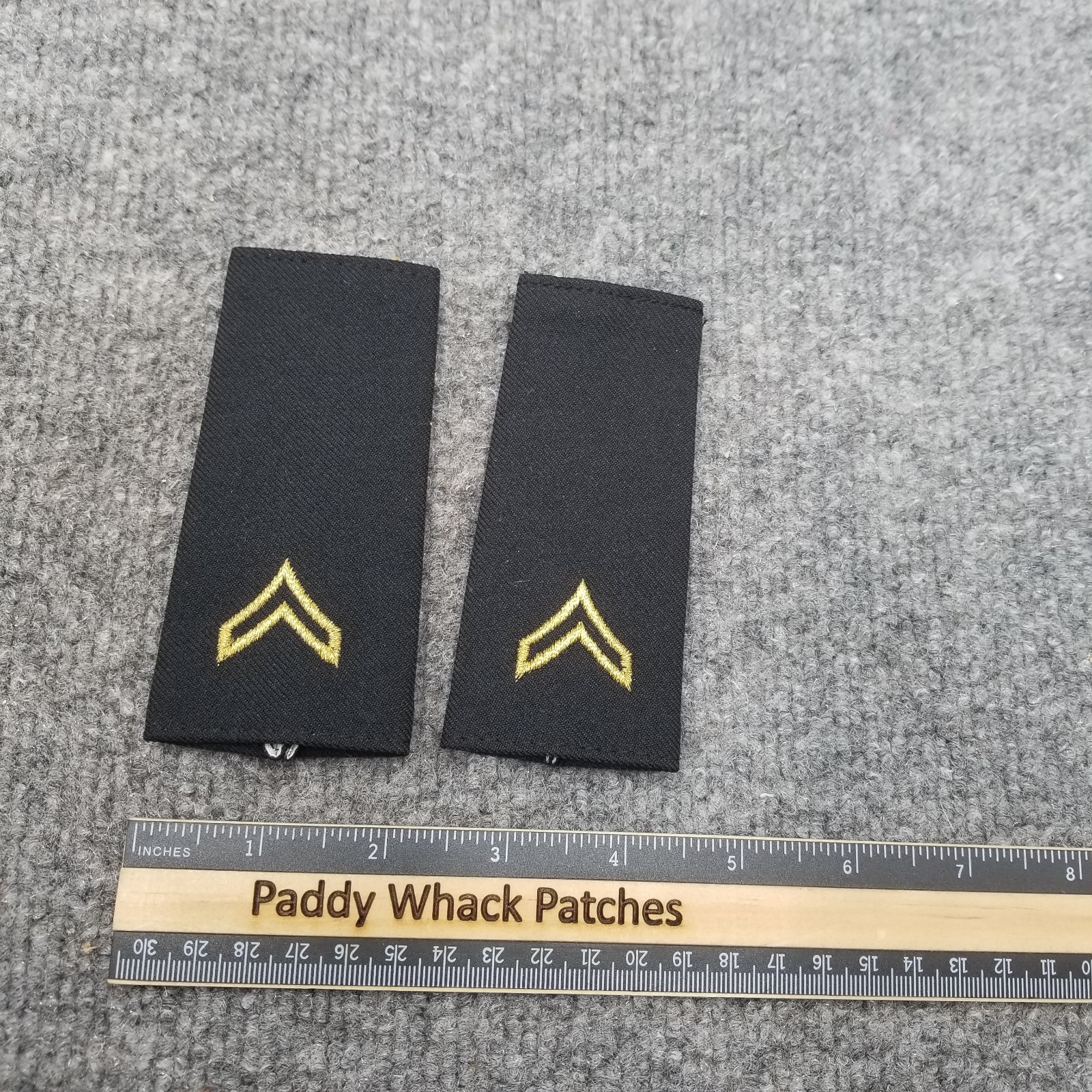 Pair US Army Private PV2 E-2 Rank Epaulet Shoulder Marks Slides Gold Chevron