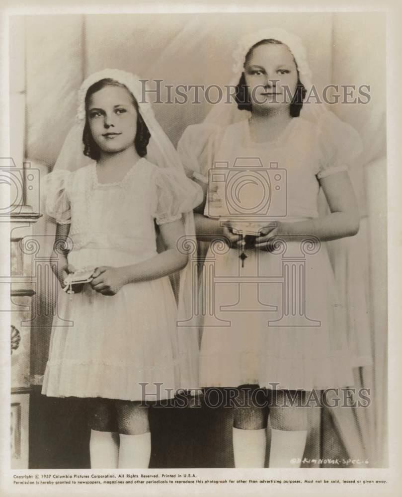 1957 Press Photo Kim and Arlene Novak at First Communion - kfx23321 1957 Press Photo Kim and Arlene Novak at First Communion - kfx23321