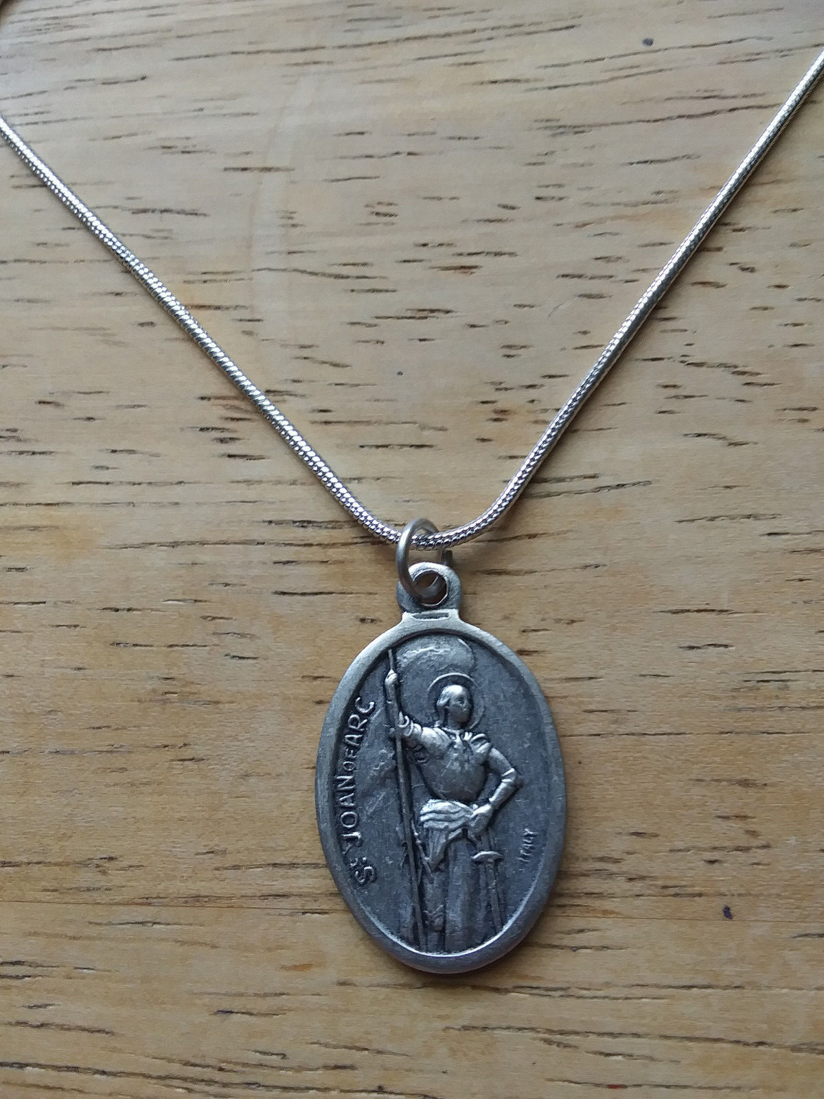 St Joan of Arc Medal pendant necklace 925 sterling silver chain + Prayer card