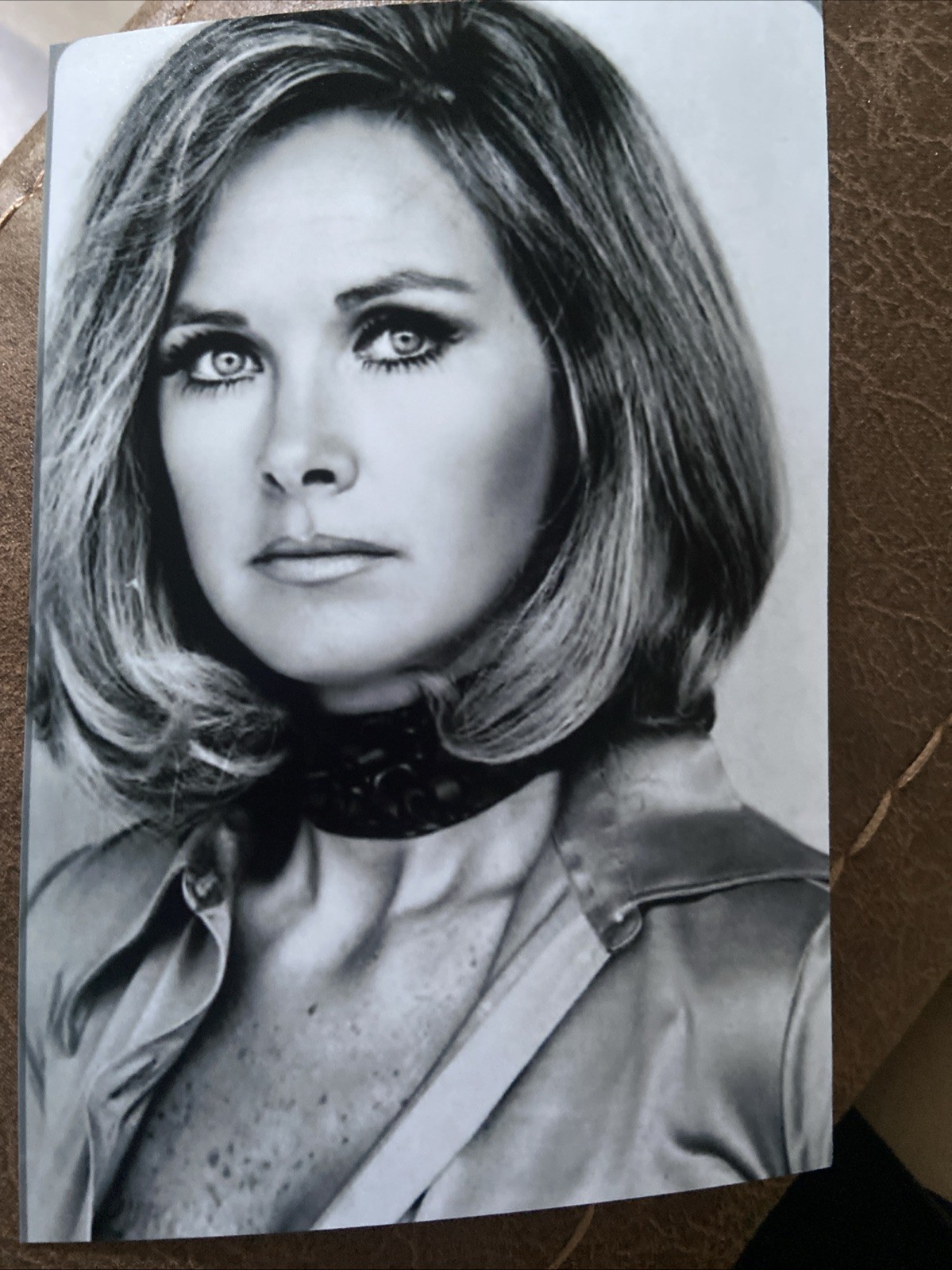 Wanda Ventham 1960’s UFO TV Show Model/Actress 4x6” Color Photo Wanda Ventham 1960’s UFO TV Show Model/Actress 4x6” Color Photo