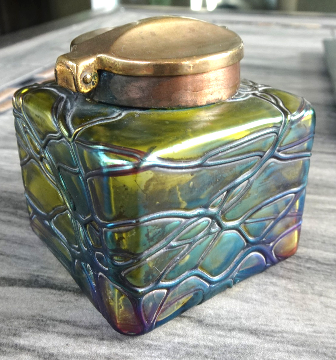 Bohemian Loetz Kralik Threaded Veined Iridescent Glass Square Inkwell Brass Top