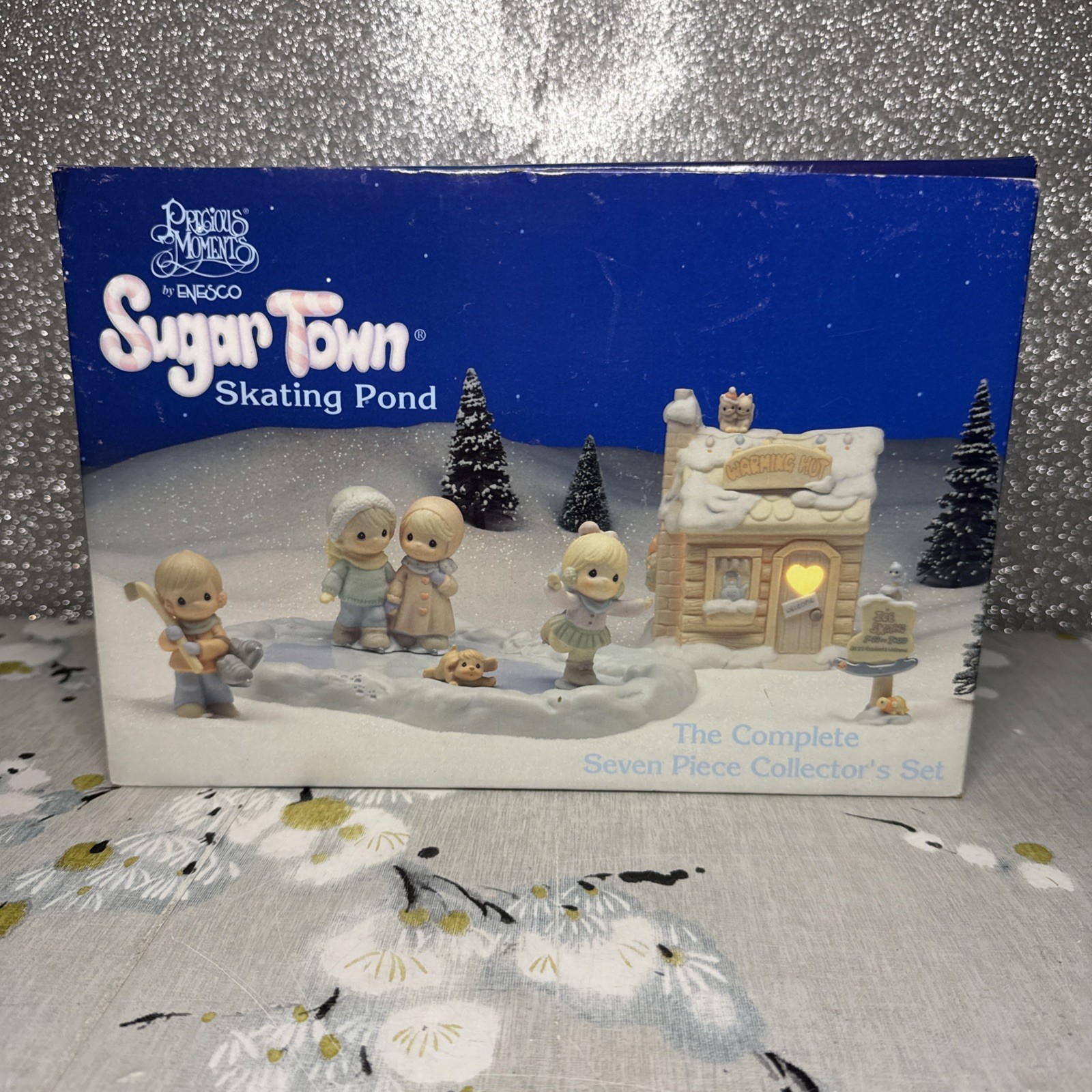 Precious Moments Sugar Town Skating Pond Complete 7 Piece Collectors Set *Rare* Precious Moments Sugar Town Skating Pond Complete 7 Piece Collectors Set *Rare*