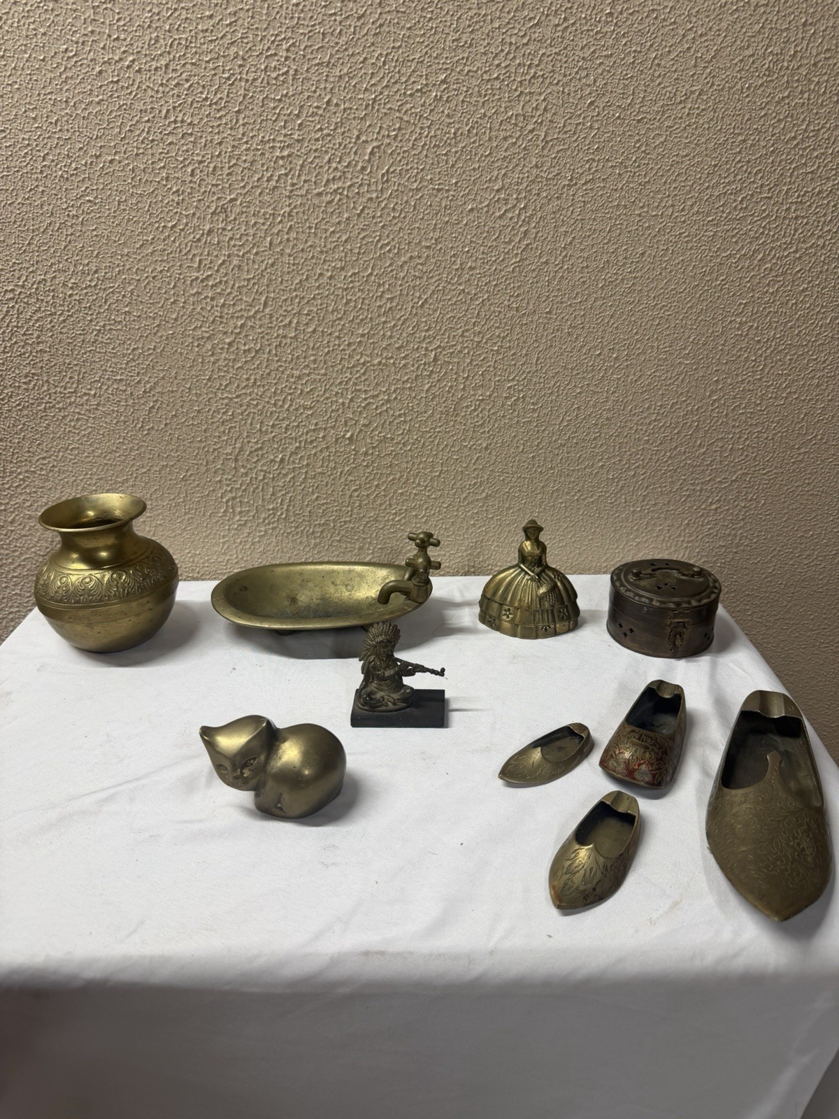 Vintage And Antique Brass Decorative Items
